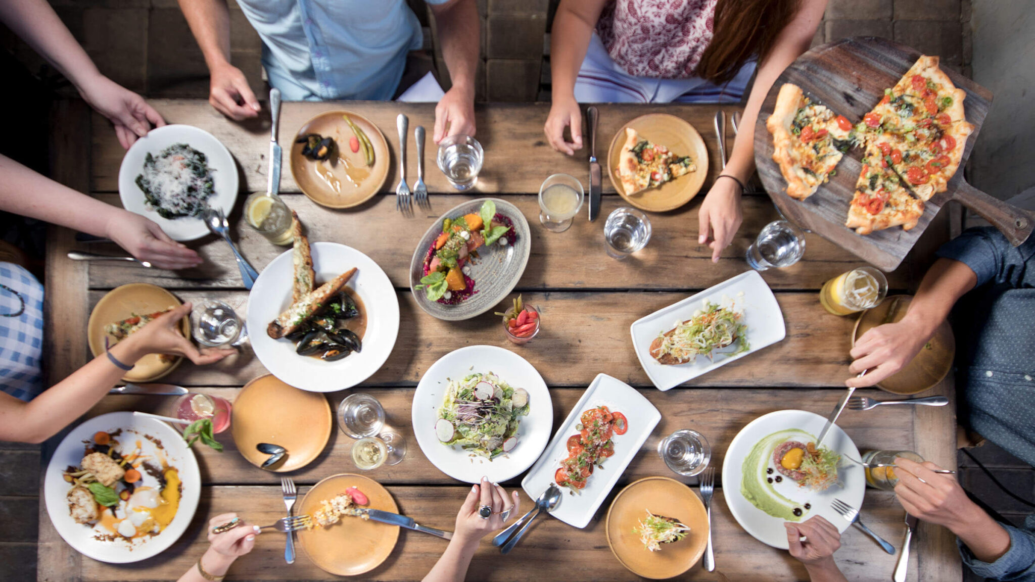 a farm-to-table restaurant marketing approach